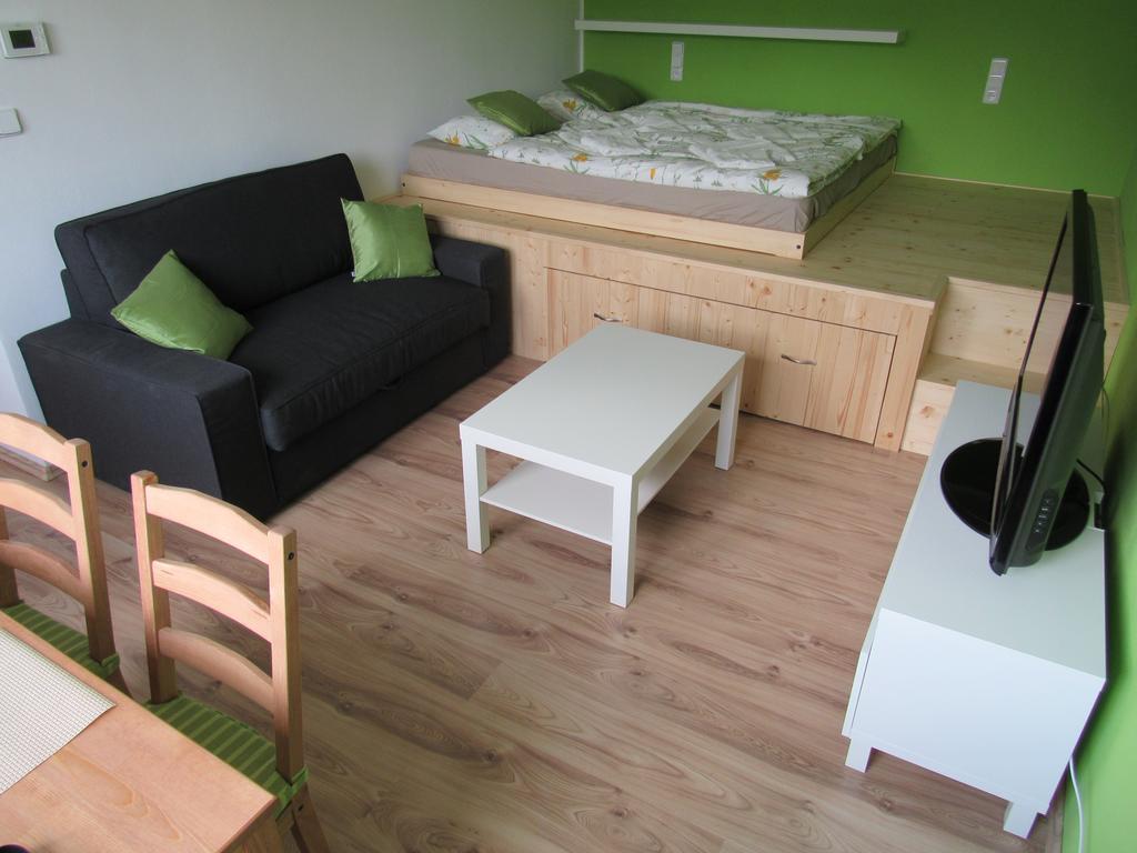 Apartman Stozec Ema Εξωτερικό φωτογραφία